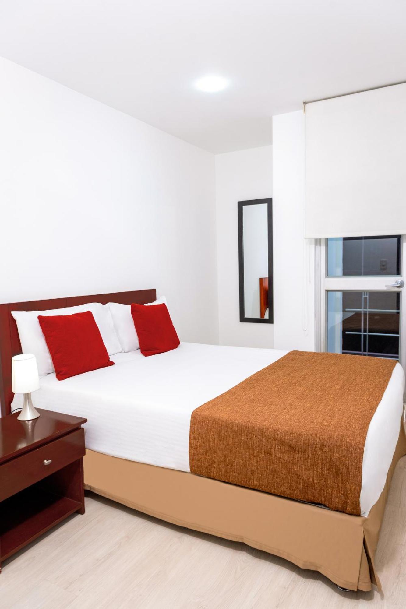 בוגוטה 122 Plaza Apartahotel מראה חיצוני תמונה