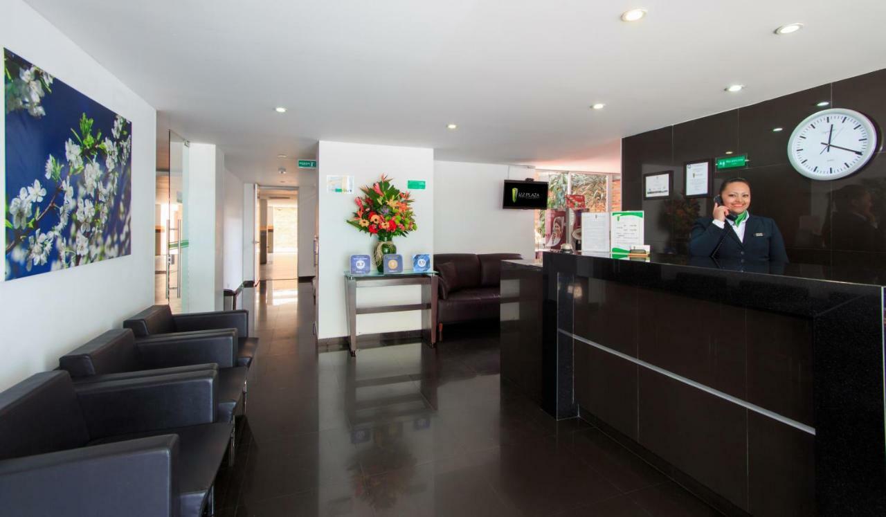 בוגוטה 122 Plaza Apartahotel מראה חיצוני תמונה